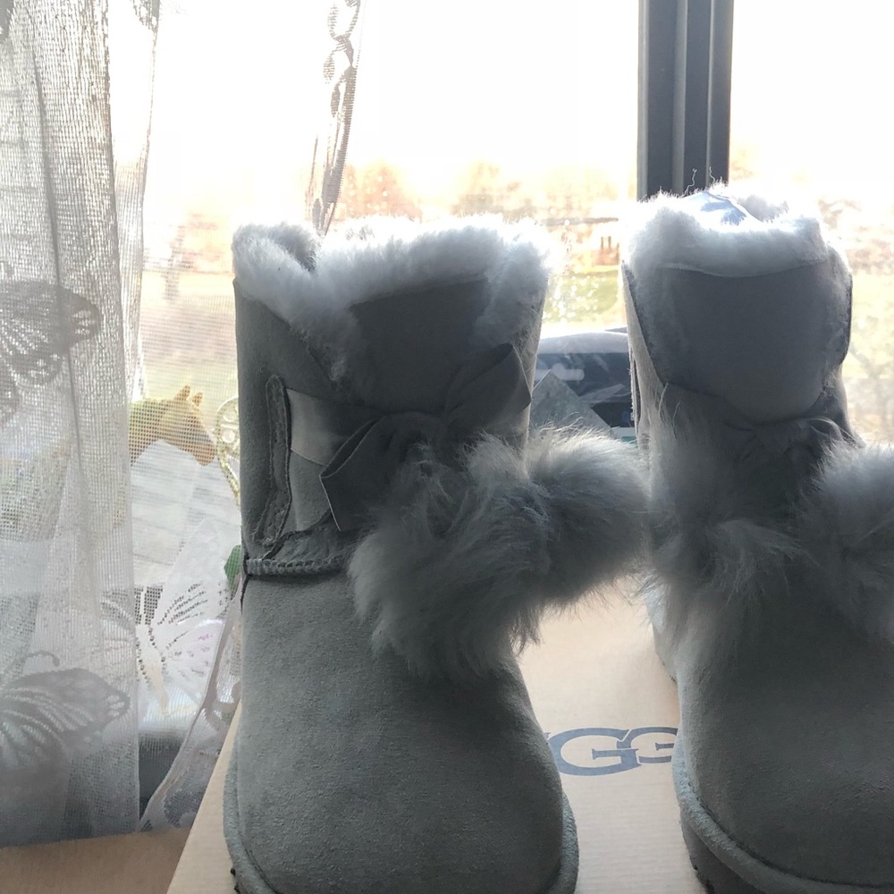 Gray Women’s Size 6 Gita Uggs- BRAND NEW W/BOX